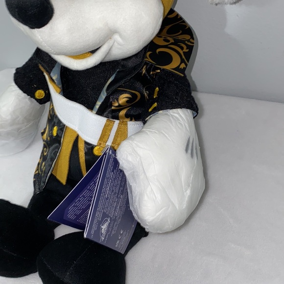 Walt Disney World 50th Anniversary Mickey Mouse Pirates Of The Caribbean Plush - Picture 3 of 13